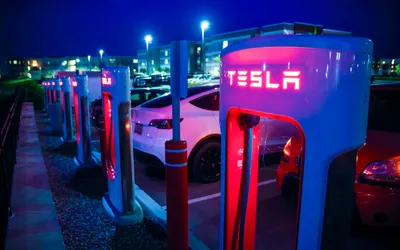 Public EV Charging Etiquette for Busy 2022 Stations
